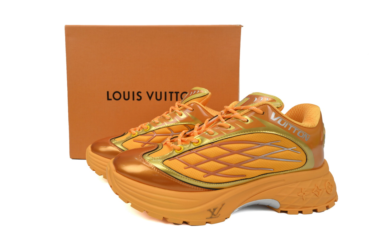 LOUIS VUITTON Discovery Lace Up Golden