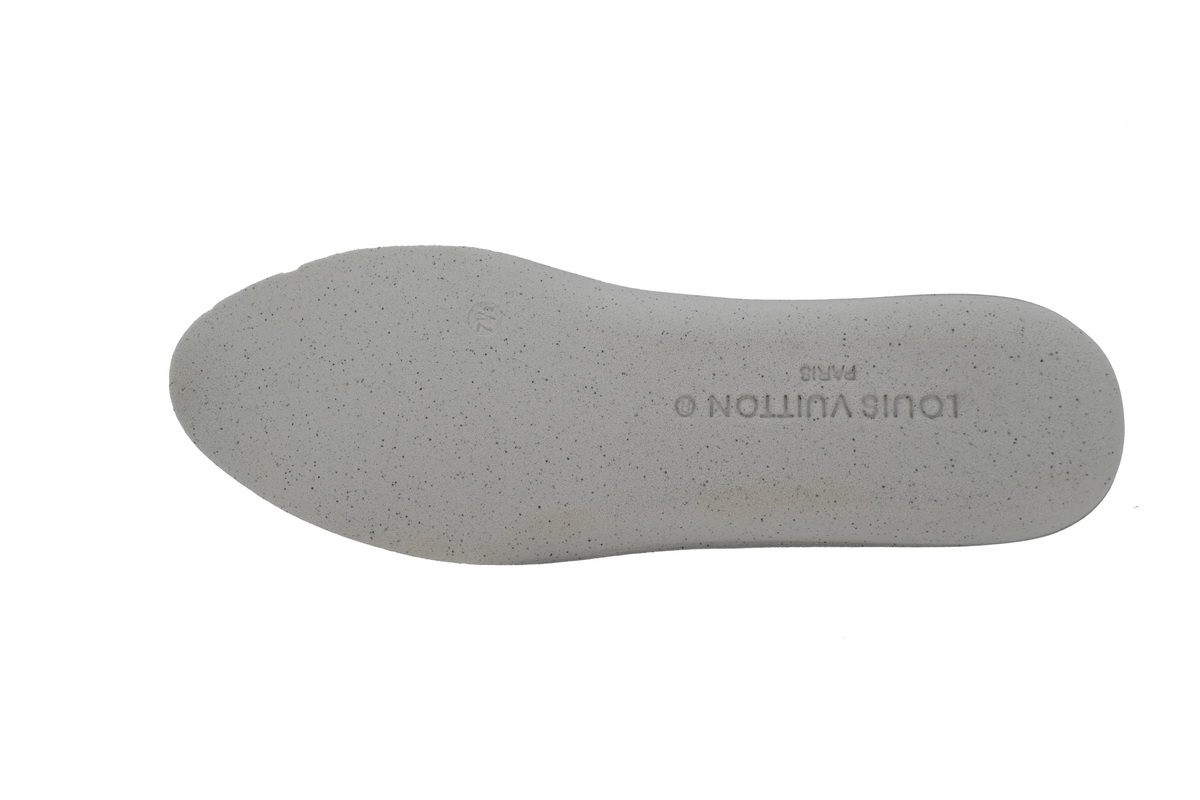 LOUIS VUITTON Discovery Lace Up White Silver Green
