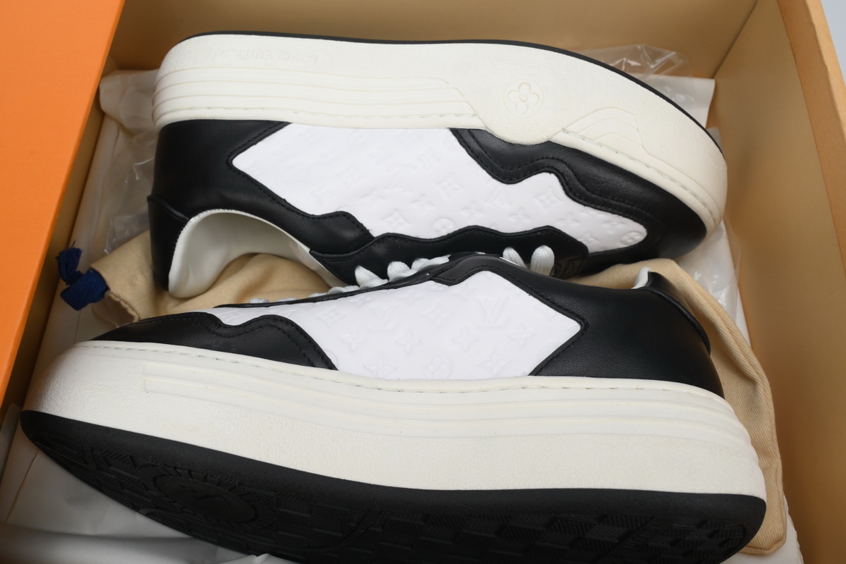 LOUIS VUITTON Groovy Platform Sneaker Black White  1ACL2O 