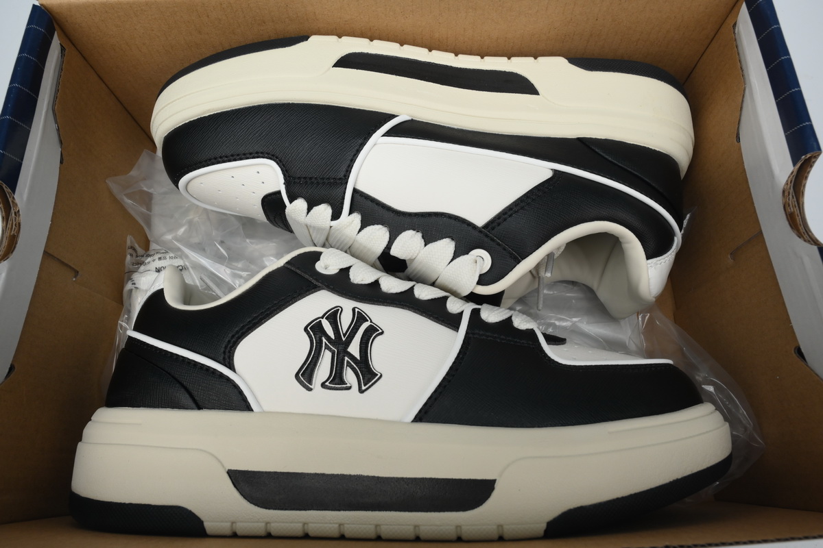 Giày MLB Chunky Liner Basic New York Yankees Sneaker  3ASXCLS4N-50BKS