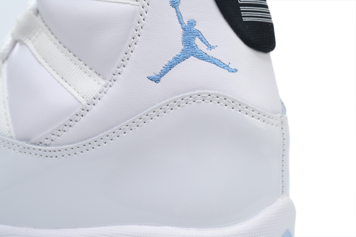 Air Jordan 11 Retro 