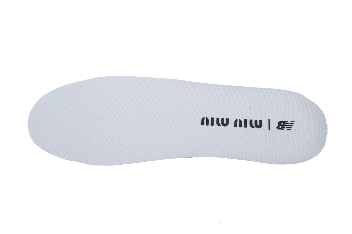 New Balance 530 SL Miu Miu Ecru (Women's)   5E165E Z50 F0379 F D005