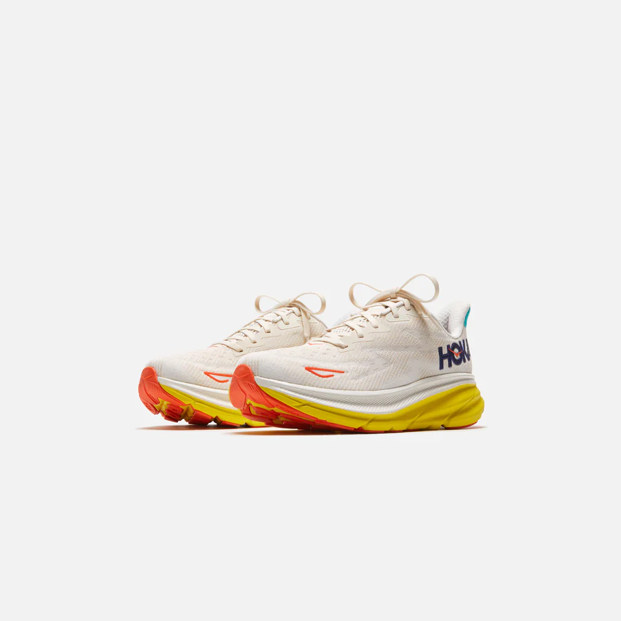 HOKA Clifton 9 