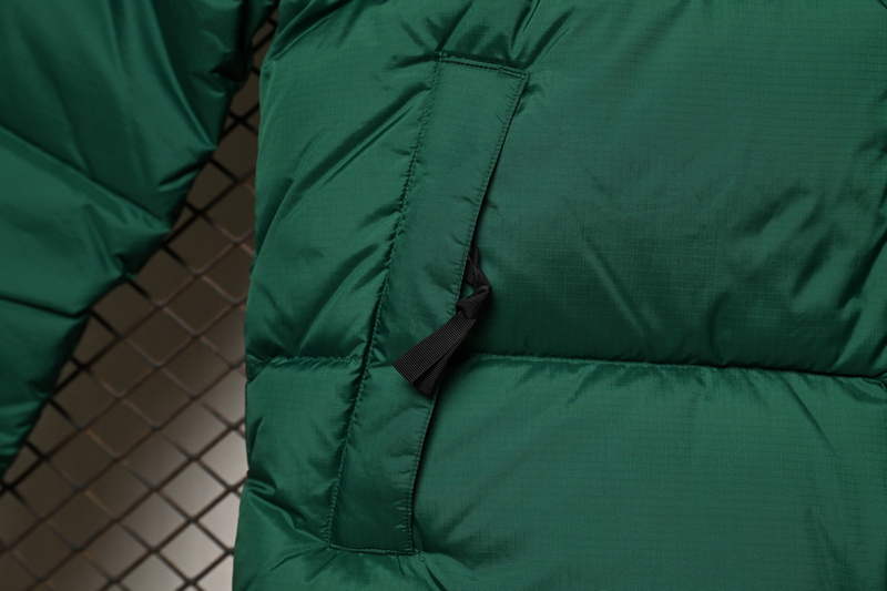 the Nor*h face splicing white and green down jacket