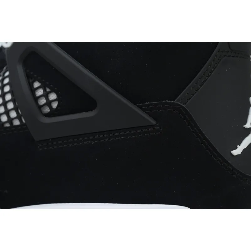 Air Jordan 4 Retro “White Thunder” FQ8138-001