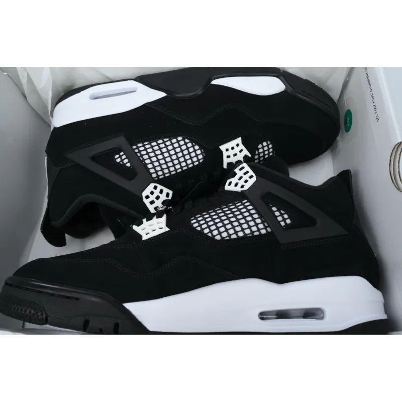 Air Jordan 4 Retro “White Thunder” FQ8138-001