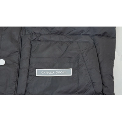 Canada Goose Outdoor Sports Down Vest Glacier Black  02