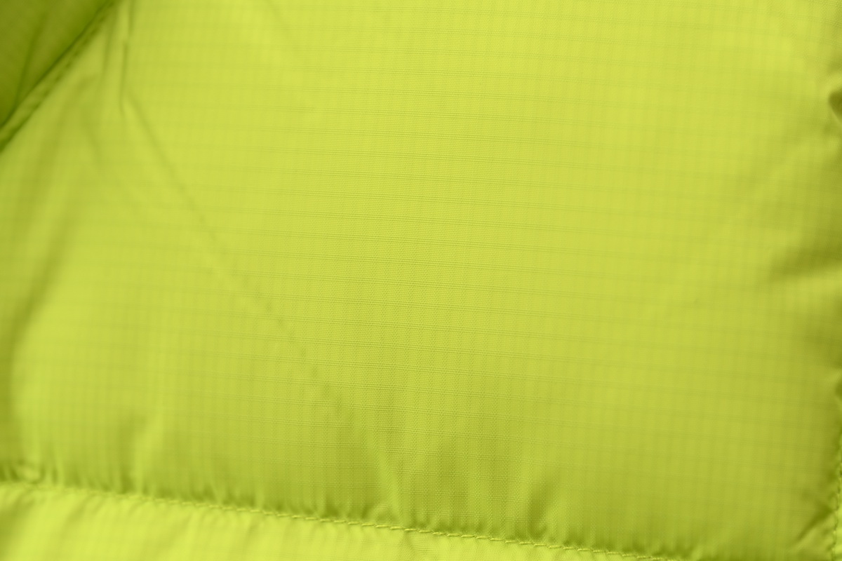 Can*a Go*e outdoor sports down vest navy fluorescent green