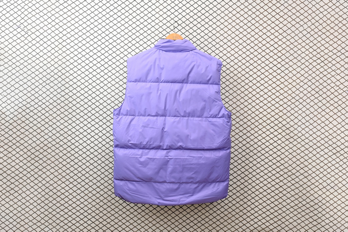Can*a Go*e outdoor sports down vest navy purple