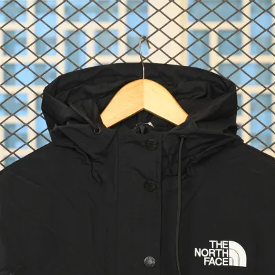 The North Face Black Short 02
