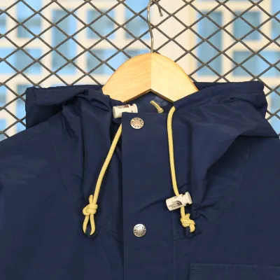 The North Face Dark Blue 02