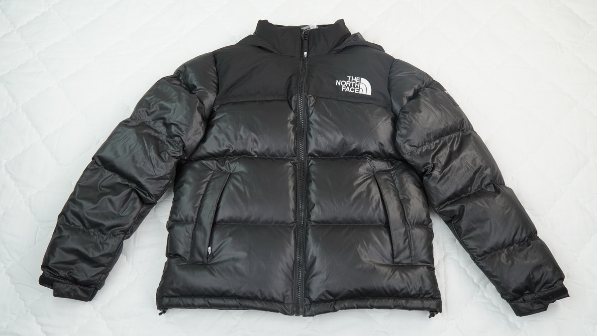 the n0*h F**e splicing white and black down jacket