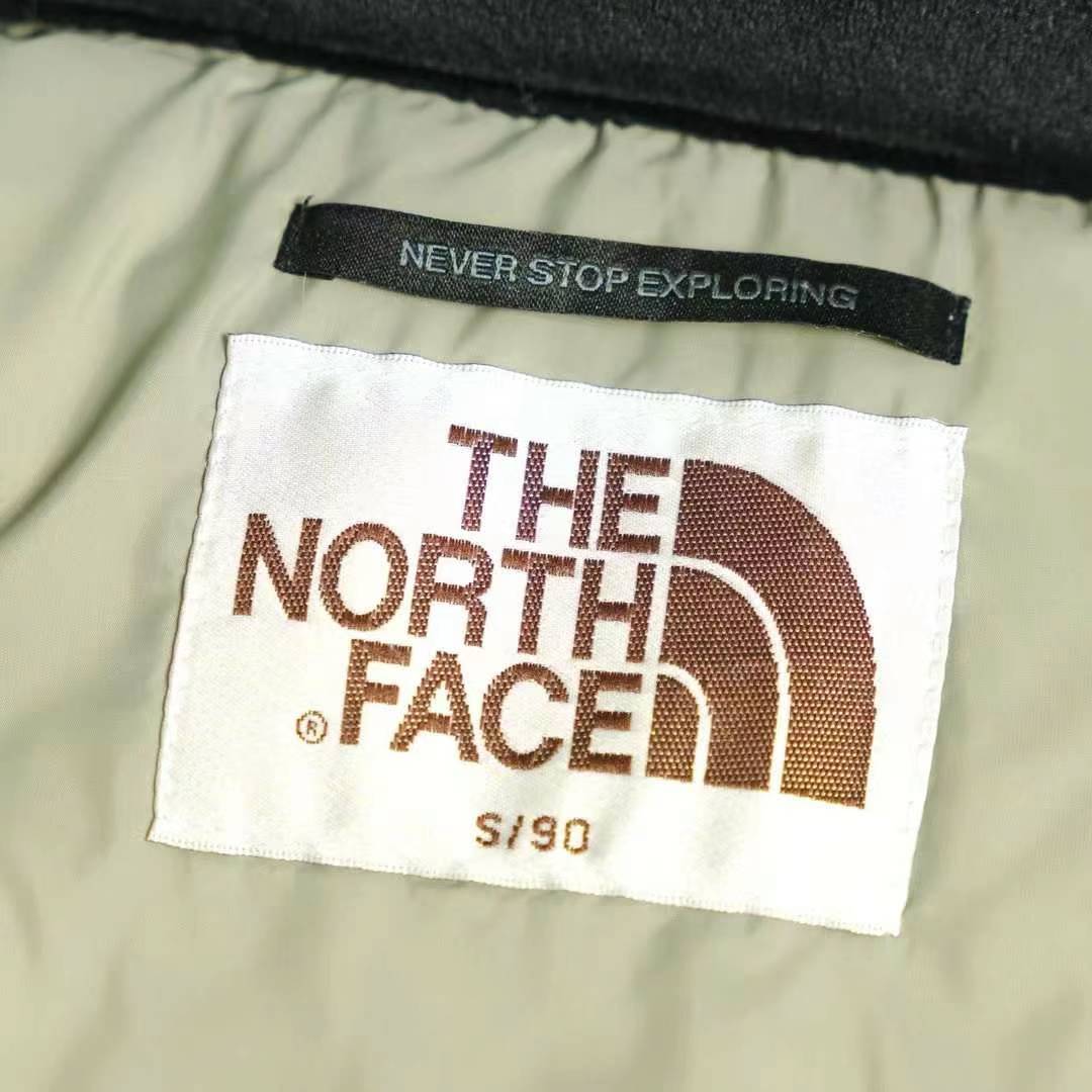 The North Face Splicing White And Green Down Jacket 