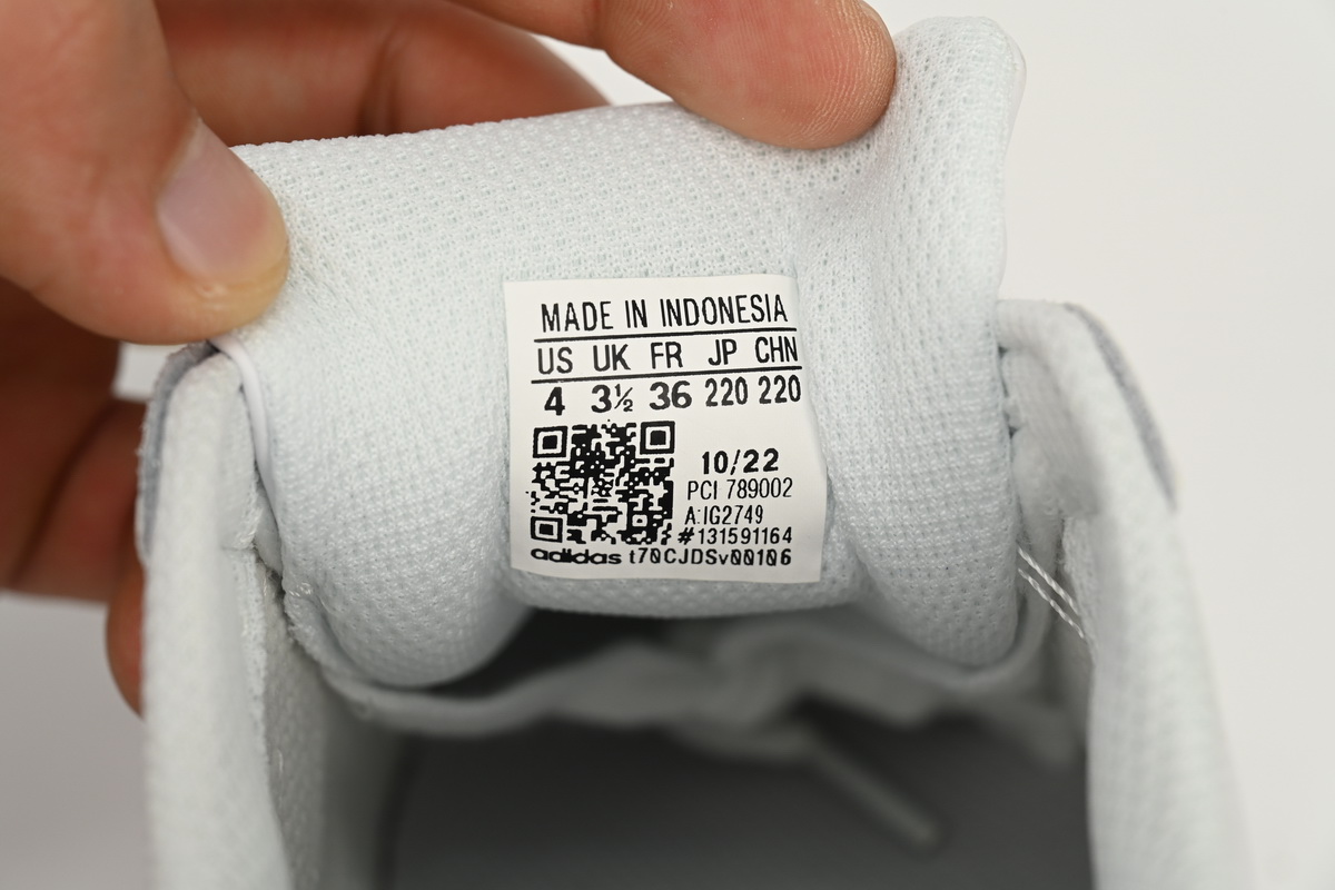 adidas Superstar White New White Powder FU7444