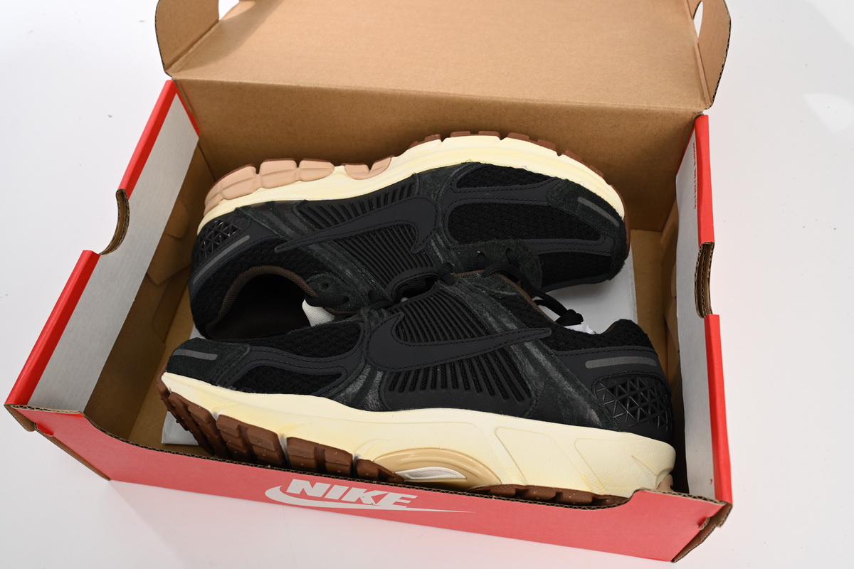 Nike Air Zoom Vomero 5 Pure Black FD0533-010