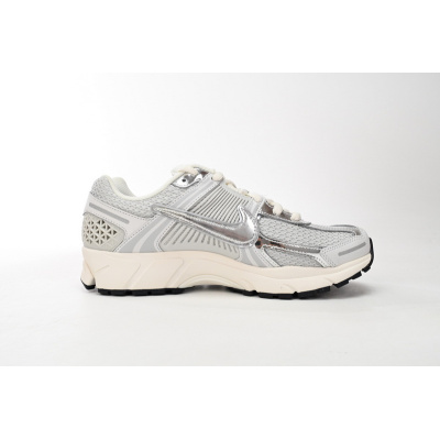 Nike Air Zoom Vomero 5 Silver FD0884-025 02