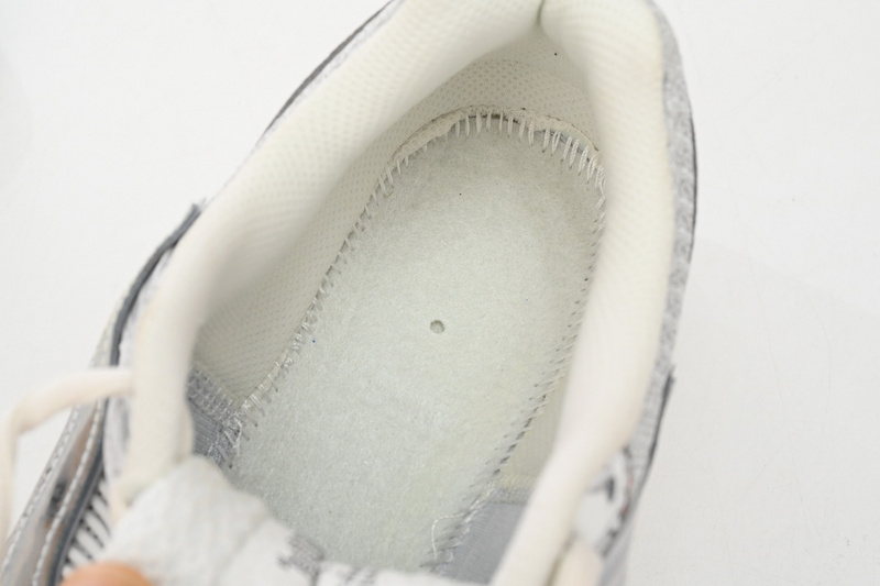 Nike Air Zoom Vomero 5 Silver FD0884-025