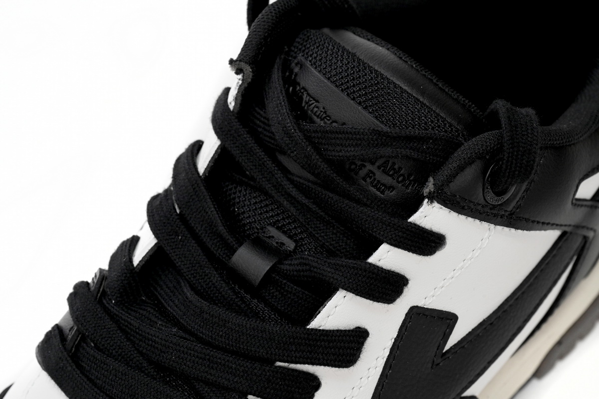 OFF-WHITE Out Of Office Black And White Pandas OWIA259F 21LEA001 0107