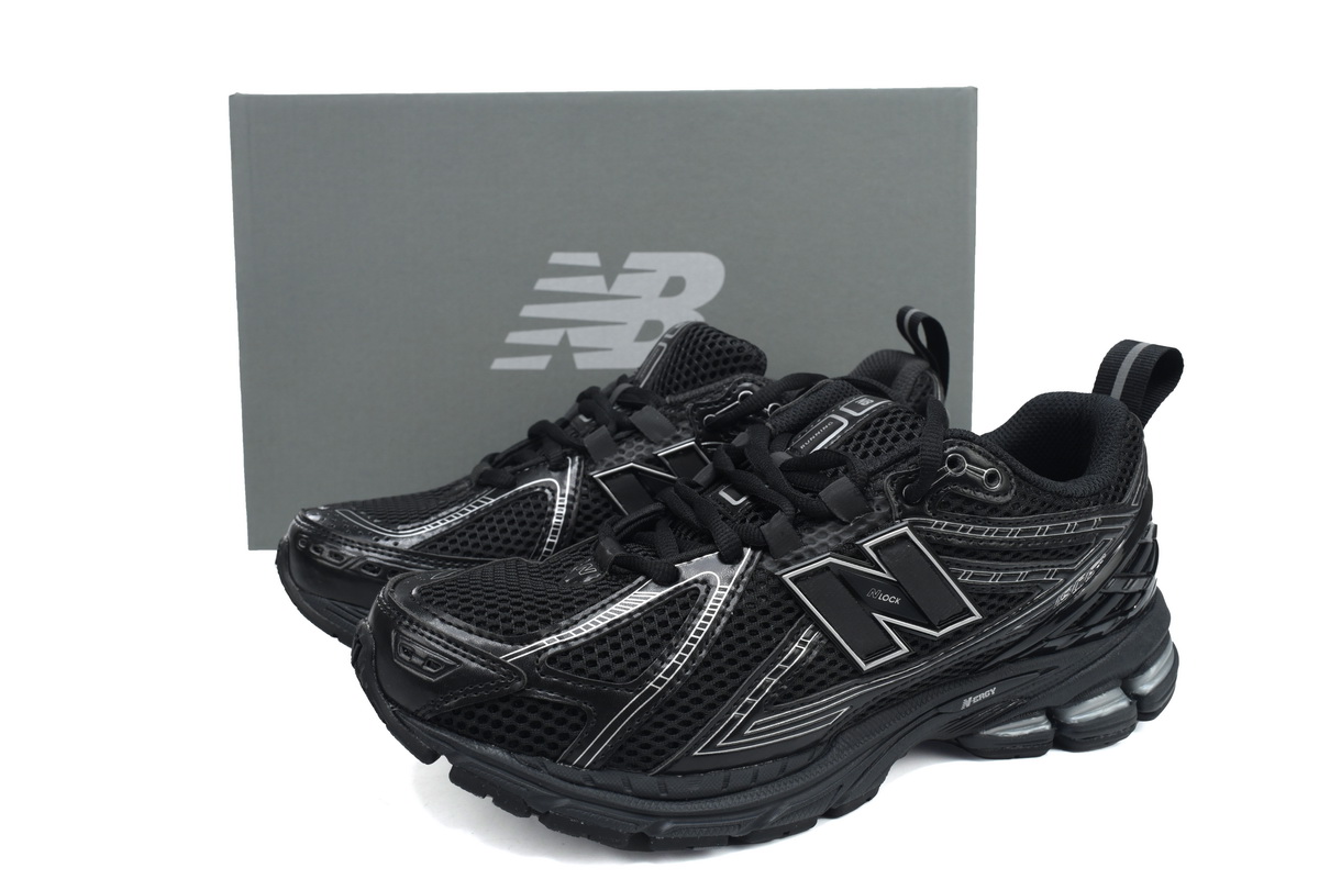 New Balance 1906R Black Silver M1906RCH