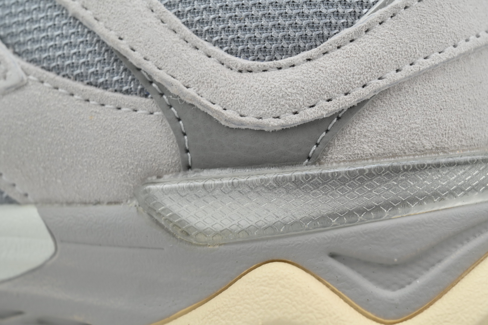 New Balance 9060 Grey Matter December Sky U9060GM