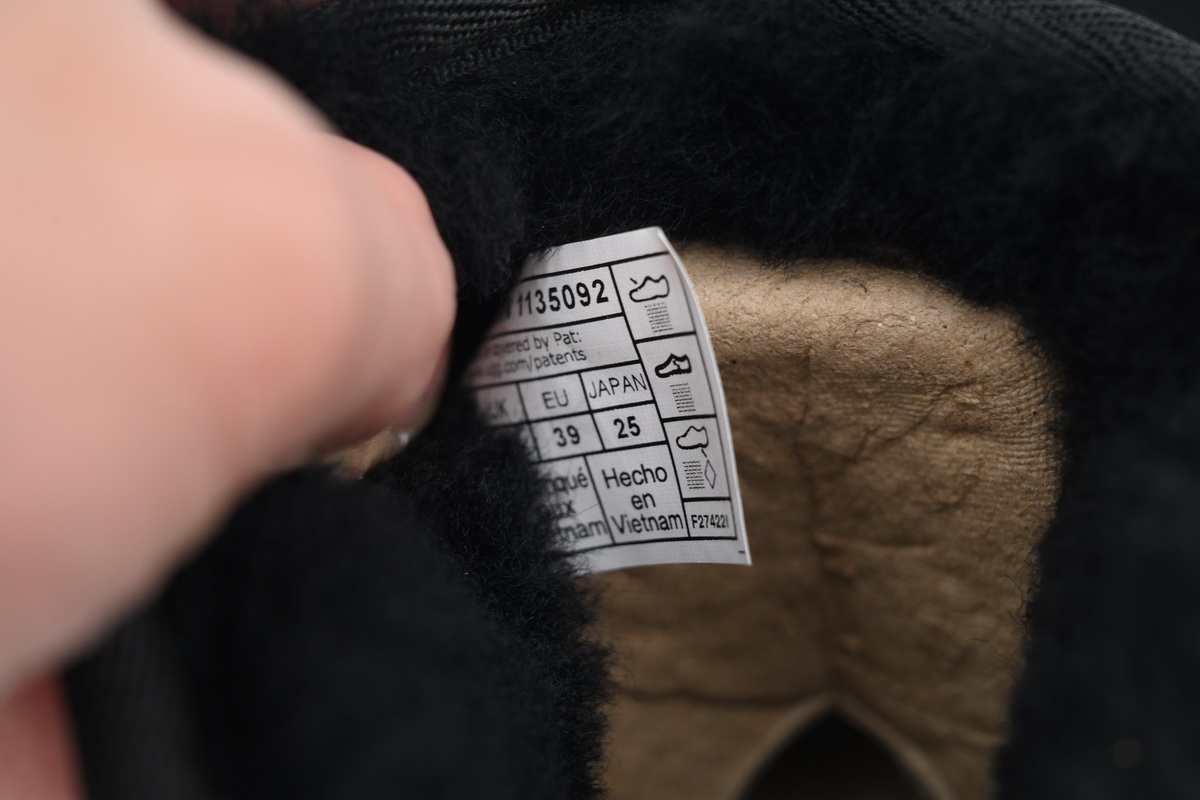 Thick-soled Low-top Warm Snow Boots Black 1135092