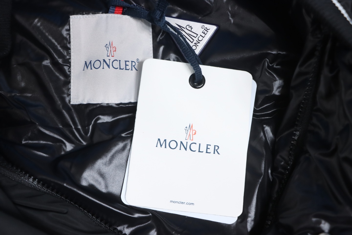 Moncler Lateltin M Logo College Style Down Jacket Black