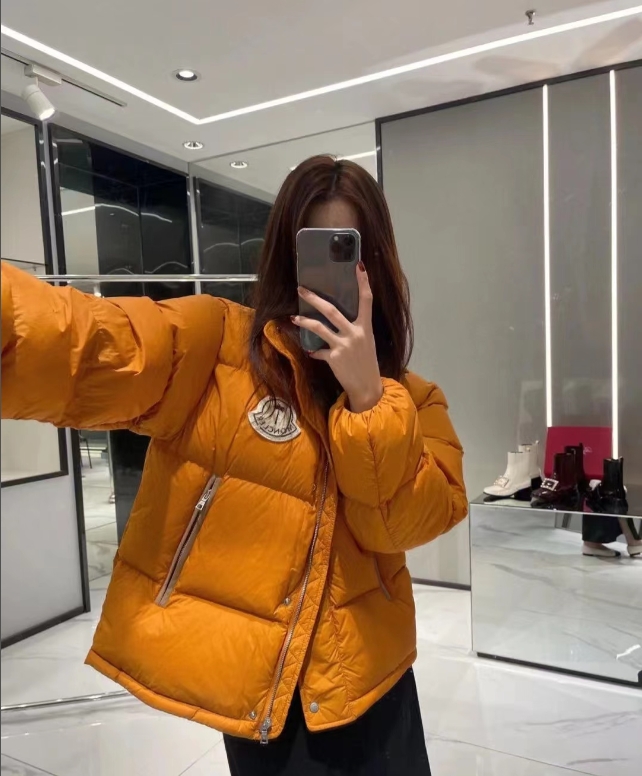 Moncler x Antora Joint Short Stand Collar Down Jacket Orange