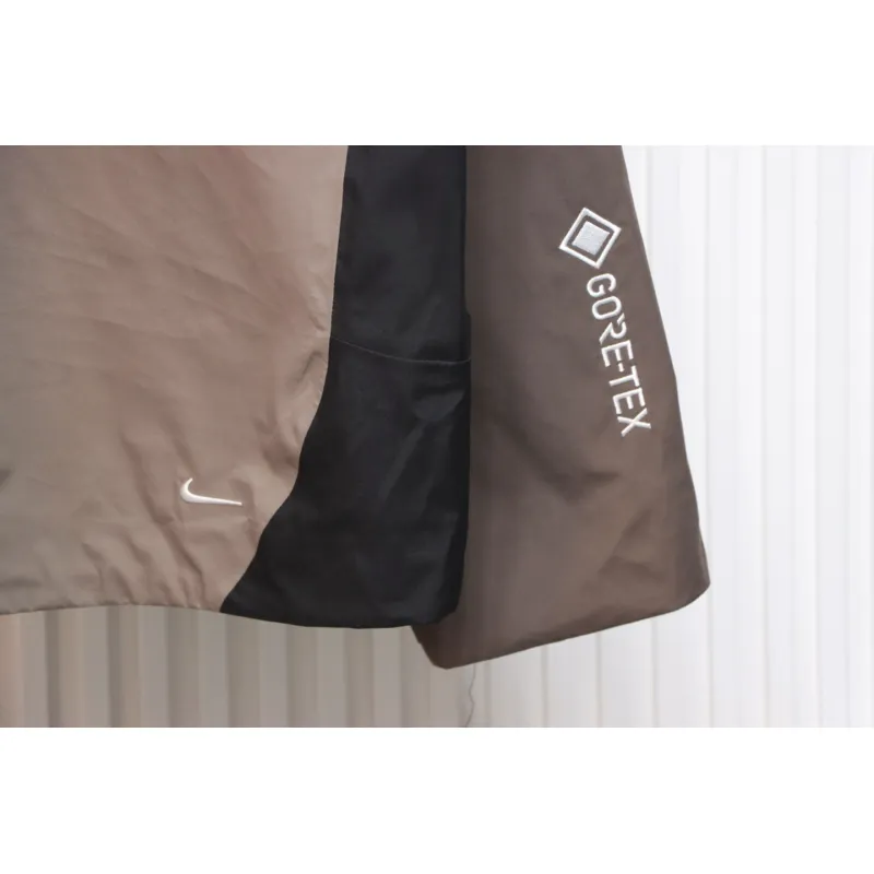 ACG 24Fw Gore-Tex Functional Hooded Jacket Brown