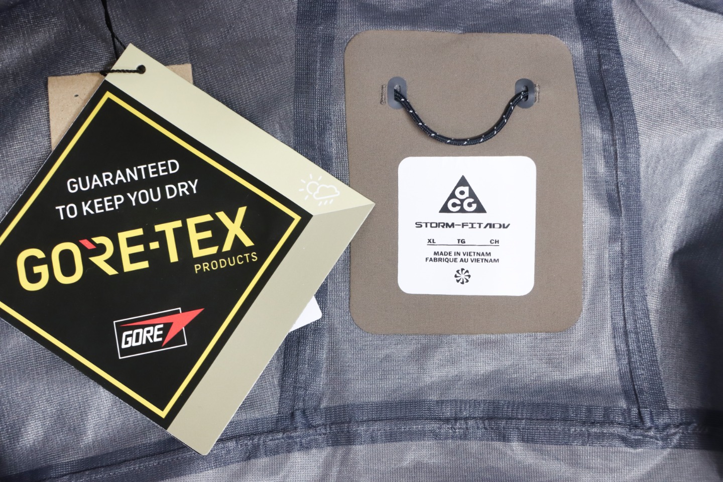 ACG 24Fw Gore-Tex Functional Hooded Jacket Brown