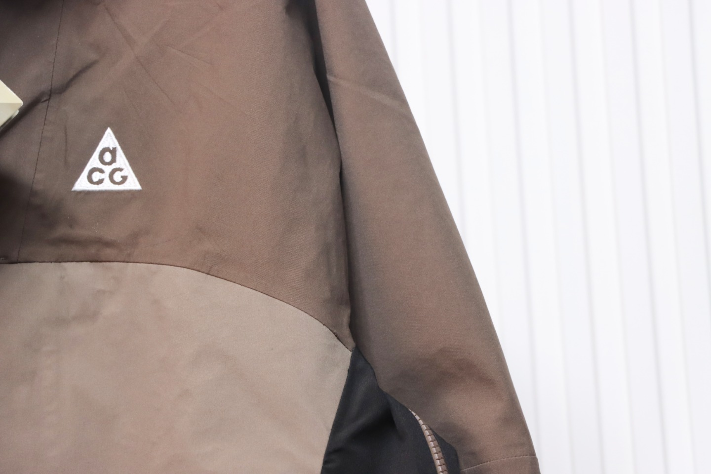 ACG 24Fw Gore-Tex Functional Hooded Jacket Brown
