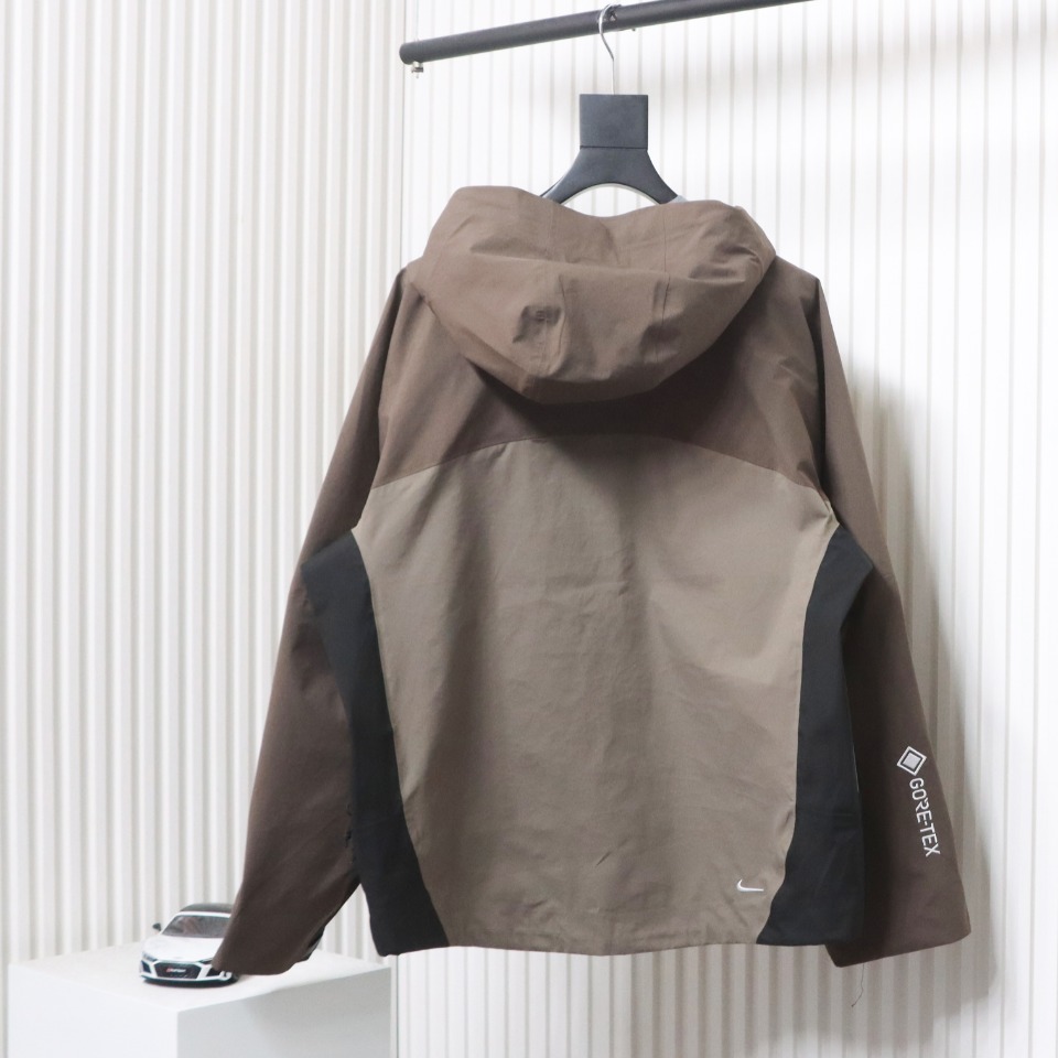 ACG 24Fw Gore-Tex Functional Hooded Jacket Brown