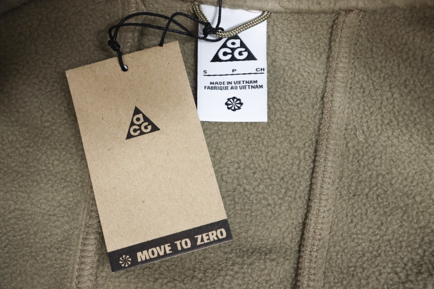 ACG Embroidered Logo Zipper Pocket Polar Fleece Jacket Khaki