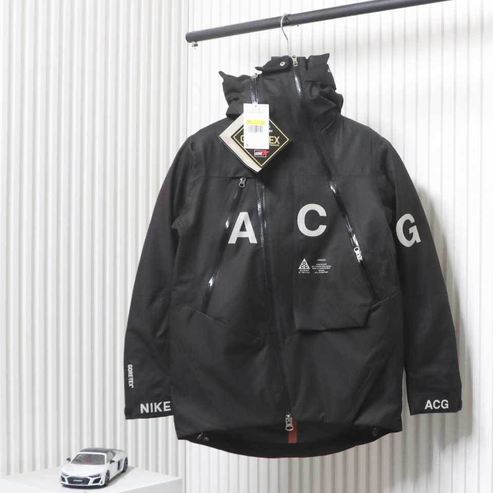 ACG Two-In-One Jacket