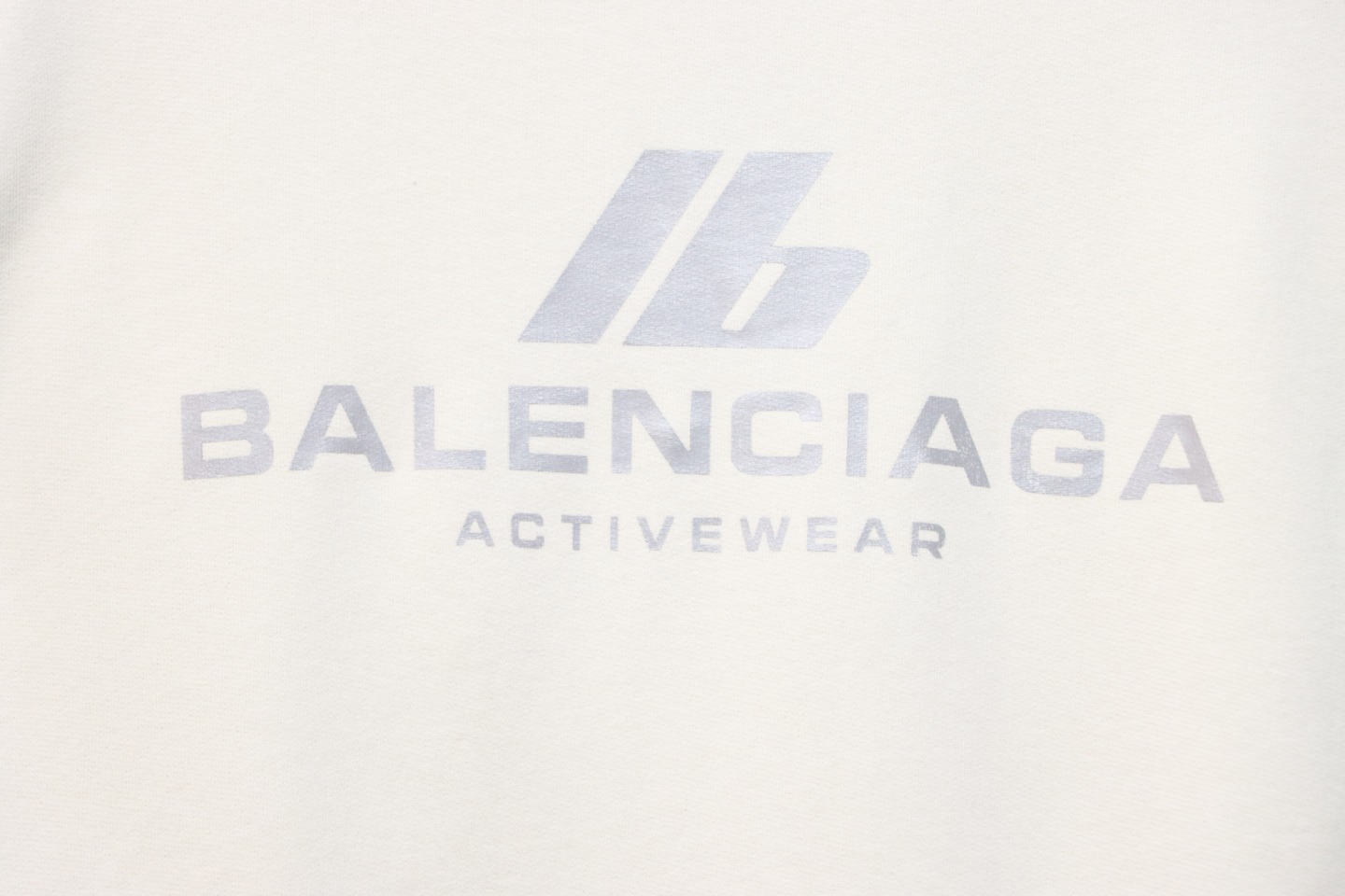Ba*len*cia*ga 24fw lb reflective lettering logo round neck sweatshirt white