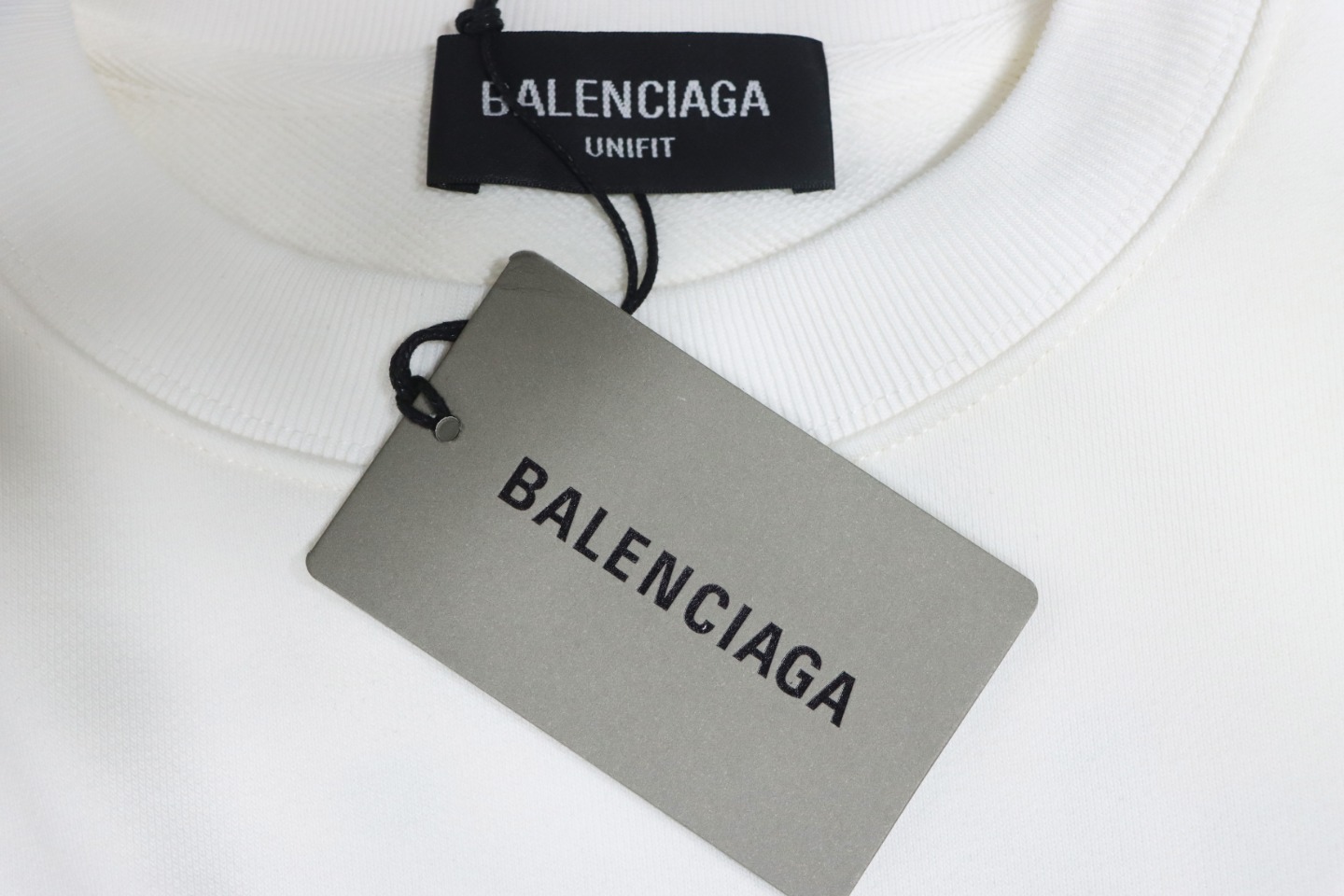 Ba*len*cia*ga blcg coke embroidery crewneck sweatshirt white