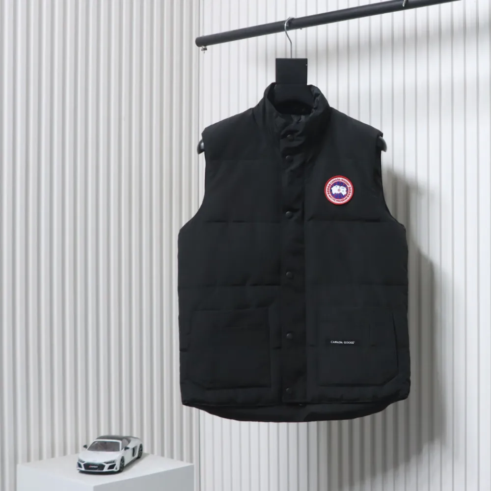 Canada Goose Down Vest Black