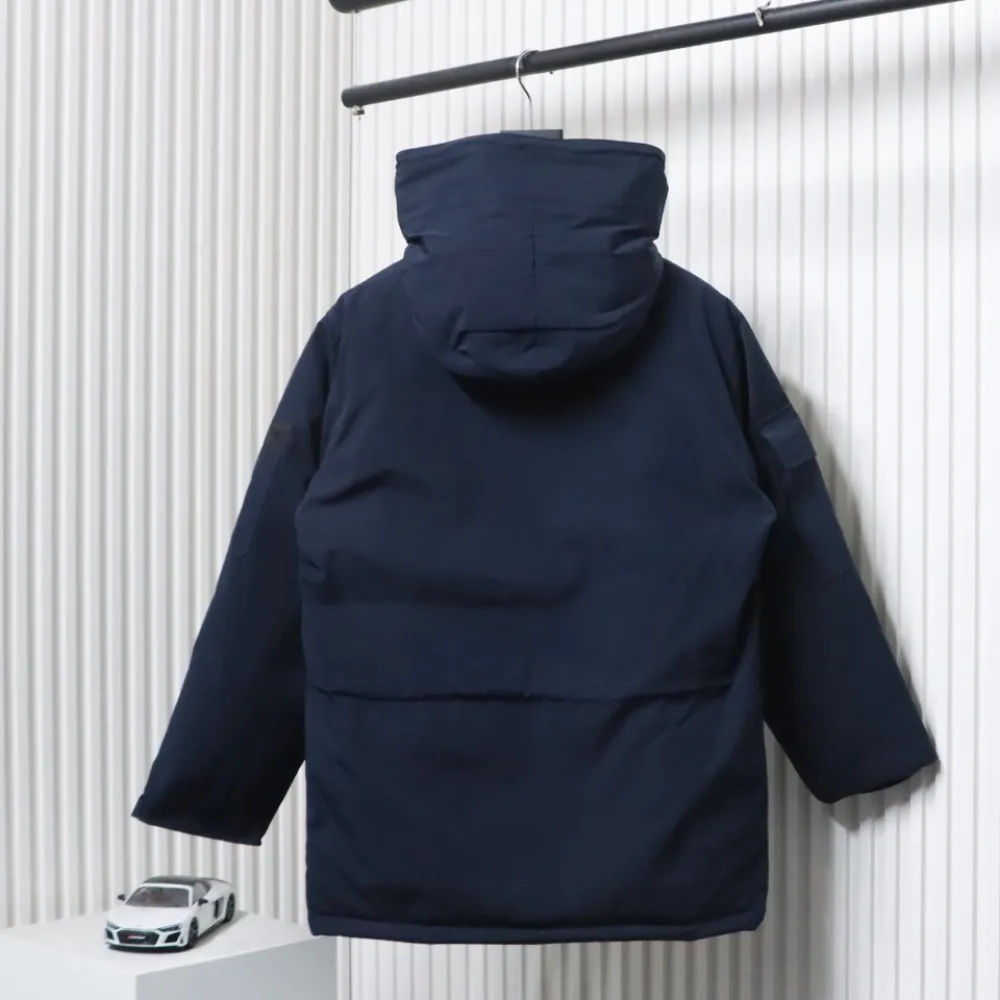 Canada Goose Expedition Down Jacket 08 Dark Blue