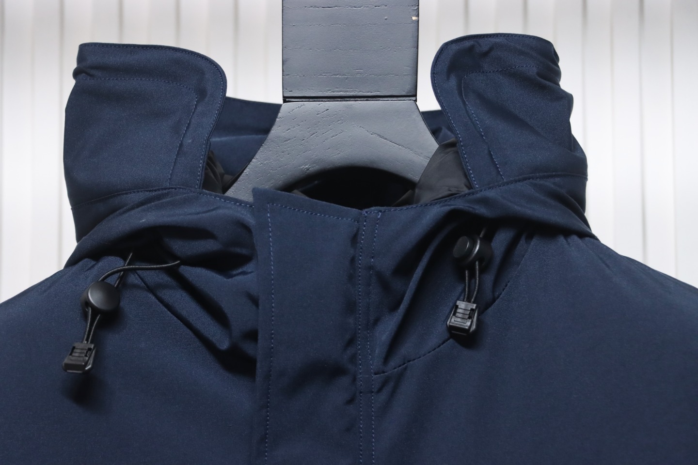 Can*a Go*e expedition down jacket 08 dark blue