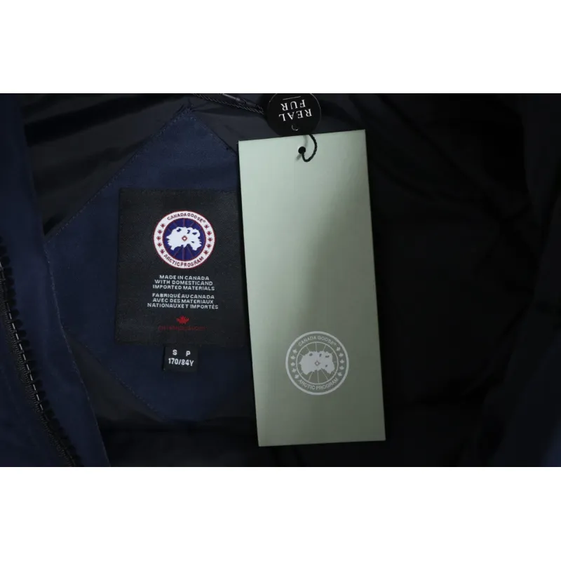 Canada Goose Short Down Jacket 01 Dark Blue