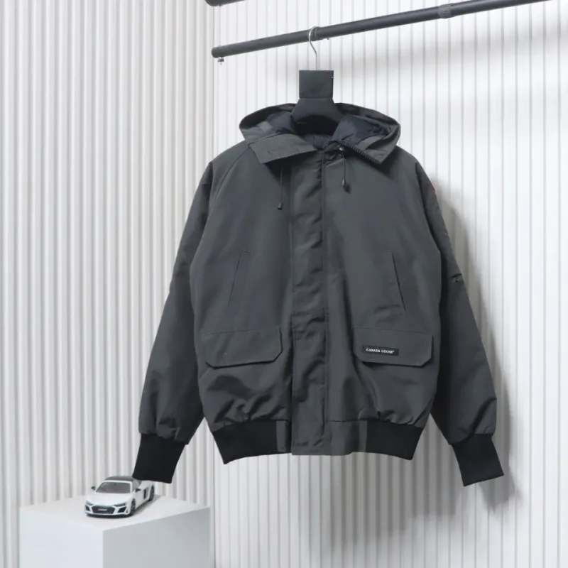 Canada Goose Short Down Jacket 01 Grey