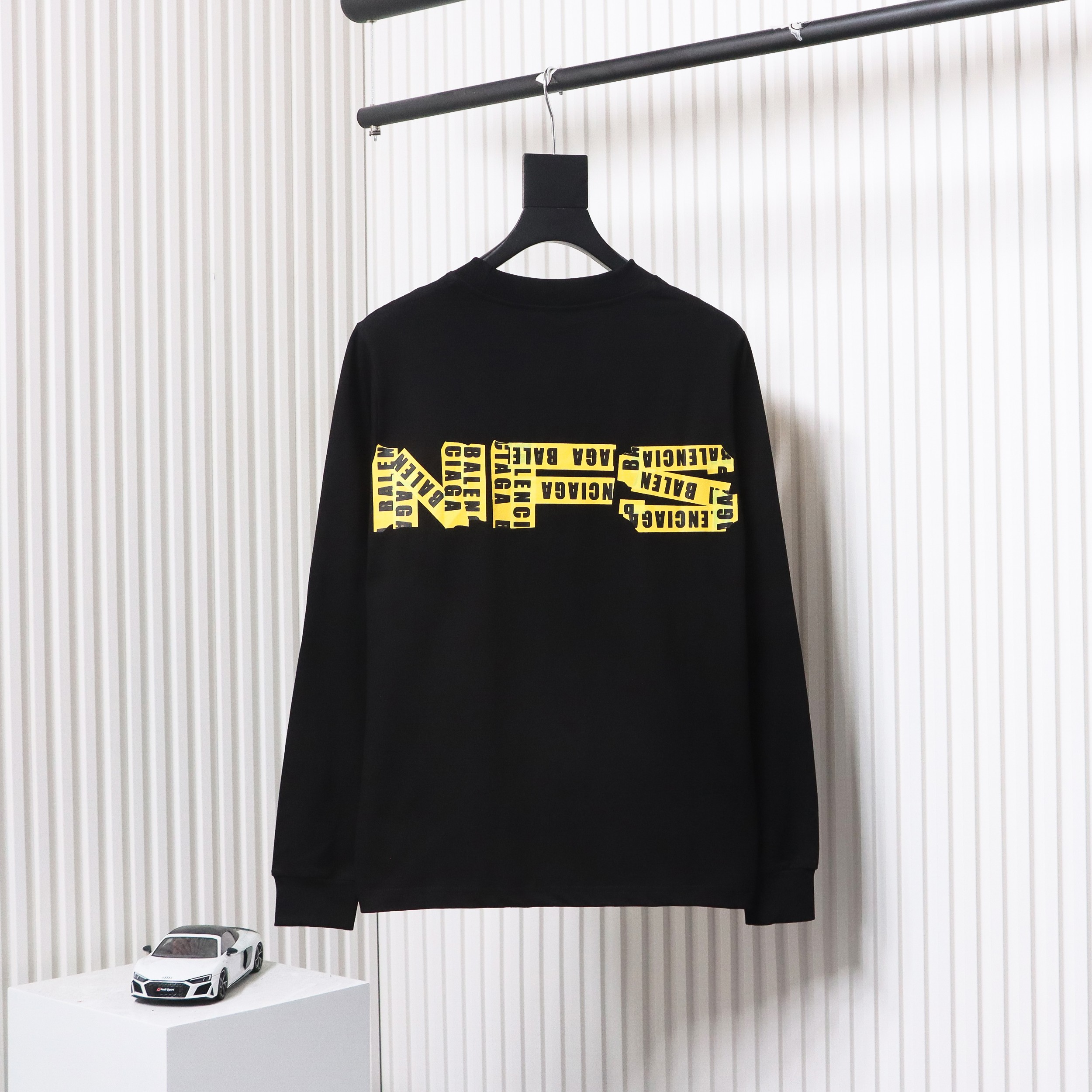 Balenciaga 3D Printed Design Loose Long Sleeved Sweatshirt