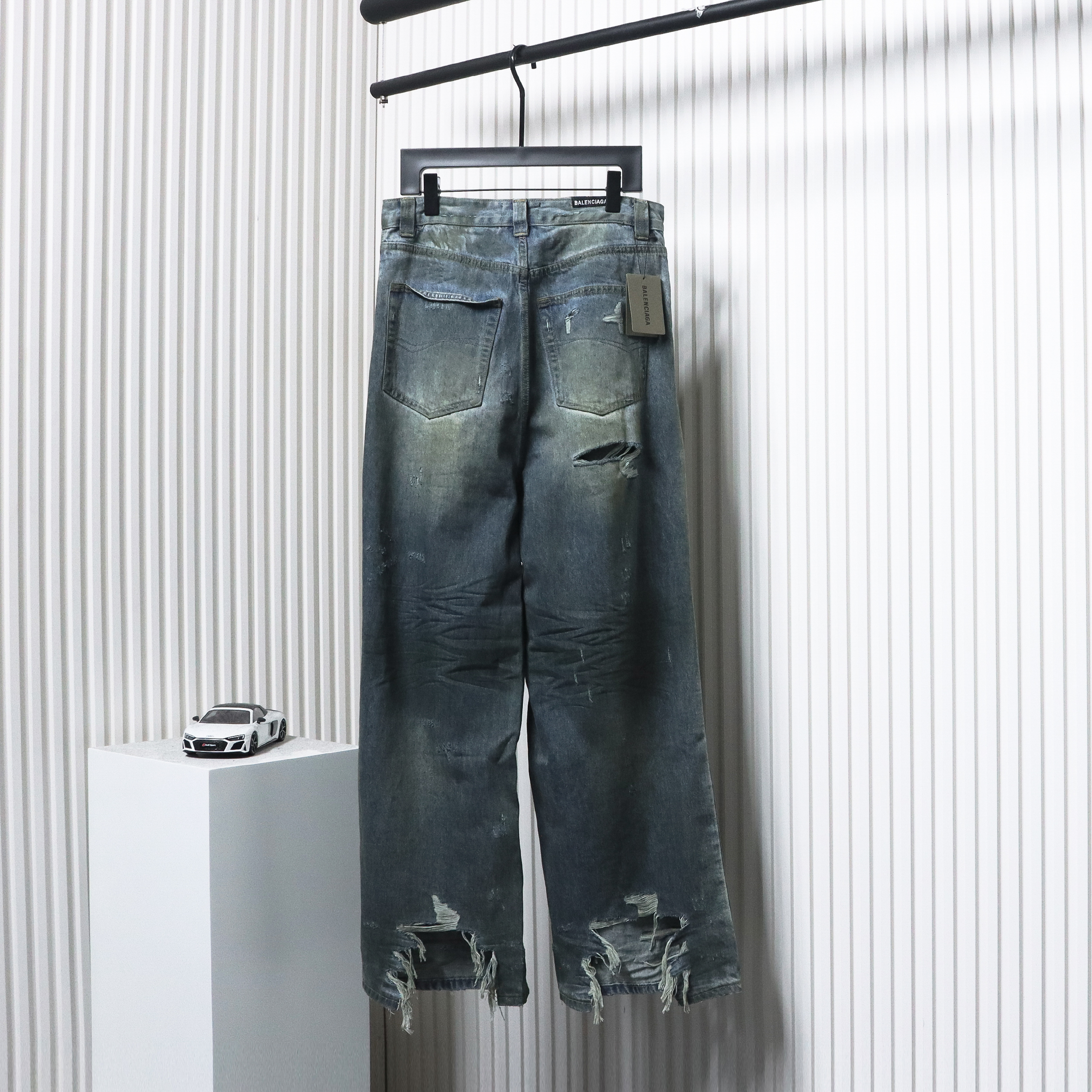 Balenciaga 23ss Mud-Dyed Distressed Jeans