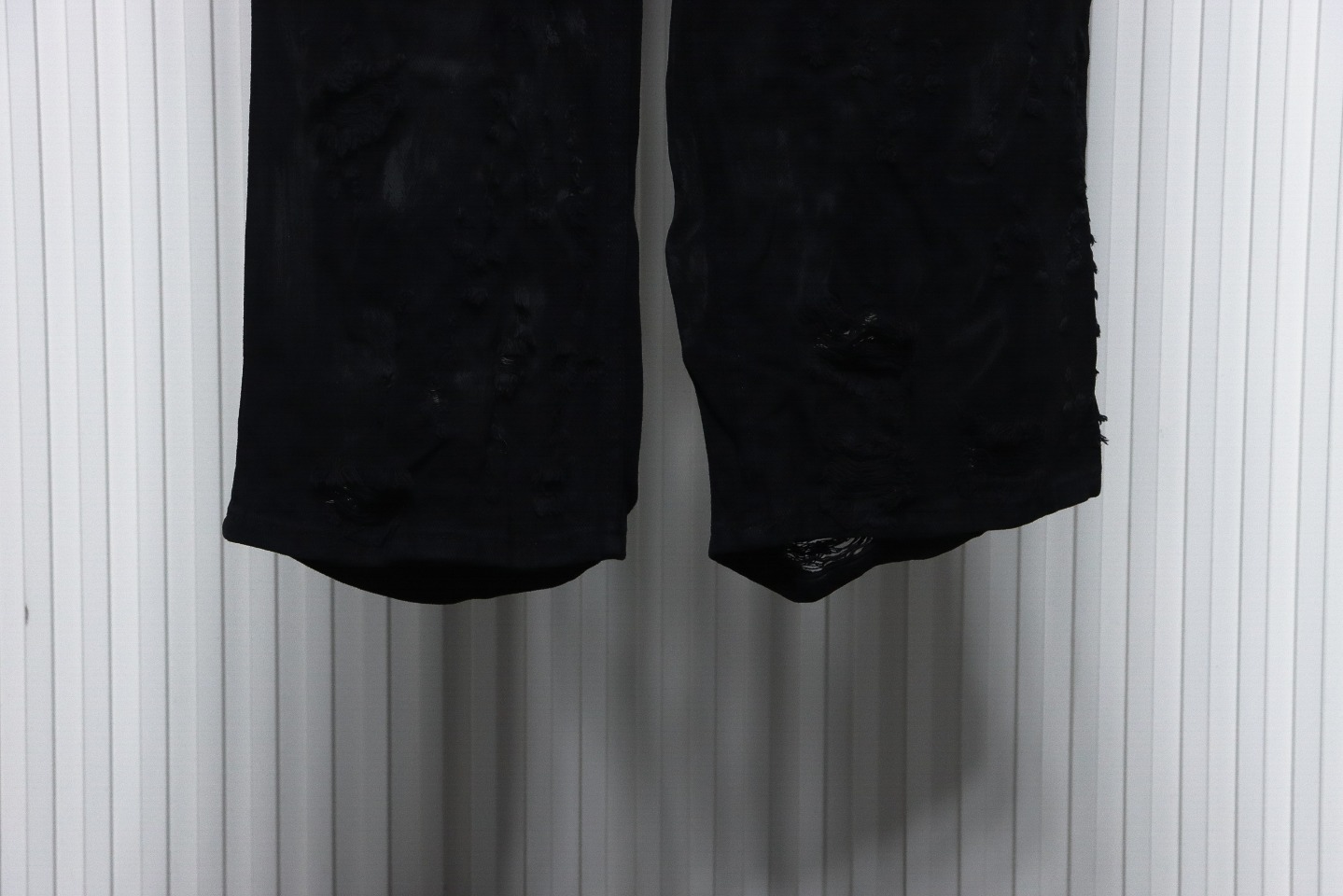 Balenciaga 23ss Show Mud-Dyed Knife-Cut Damaged Jeans