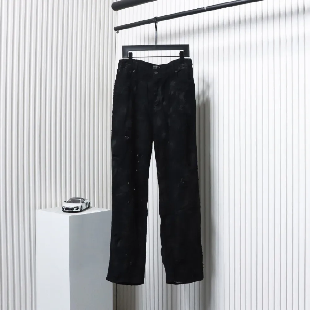 Balenciaga 23ss Show Mud-Dyed Knife-Cut Damaged Jeans