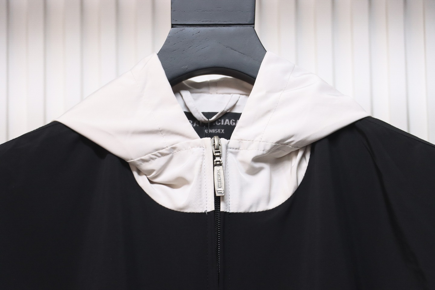 Balenciaga 24FW 3B Red And White Stitching Hooded Sports Suit Jacket