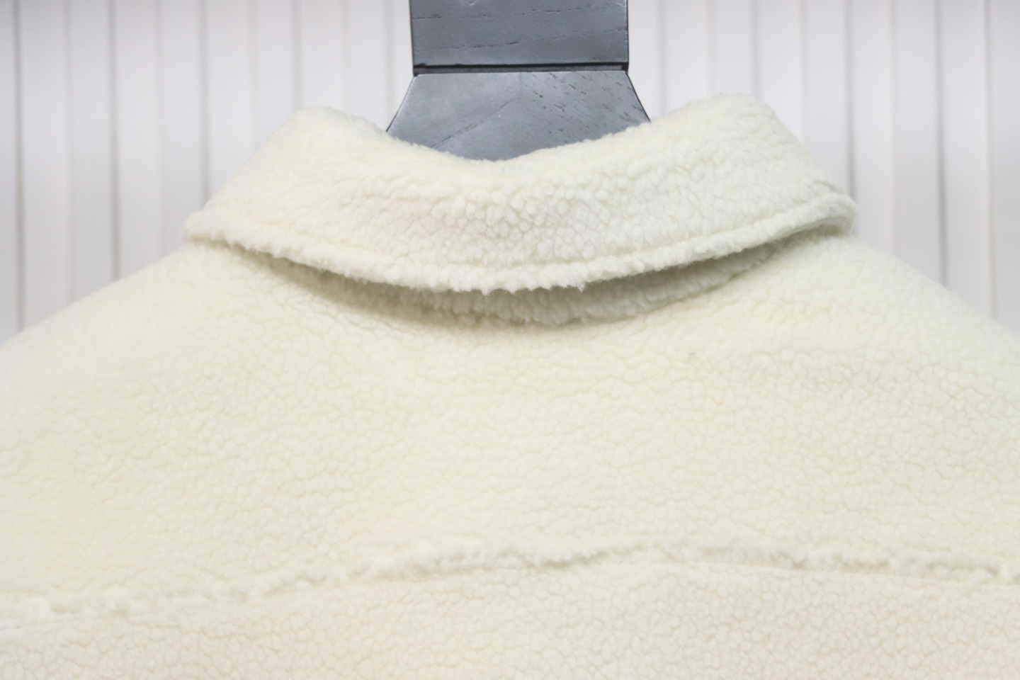 Balenciaga 24FW Lambswool Shirt-Style Quilted Jacket White