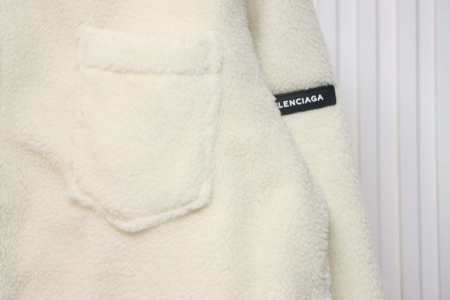 Balenciaga 24FW Lambswool Shirt-Style Quilted Jacket White