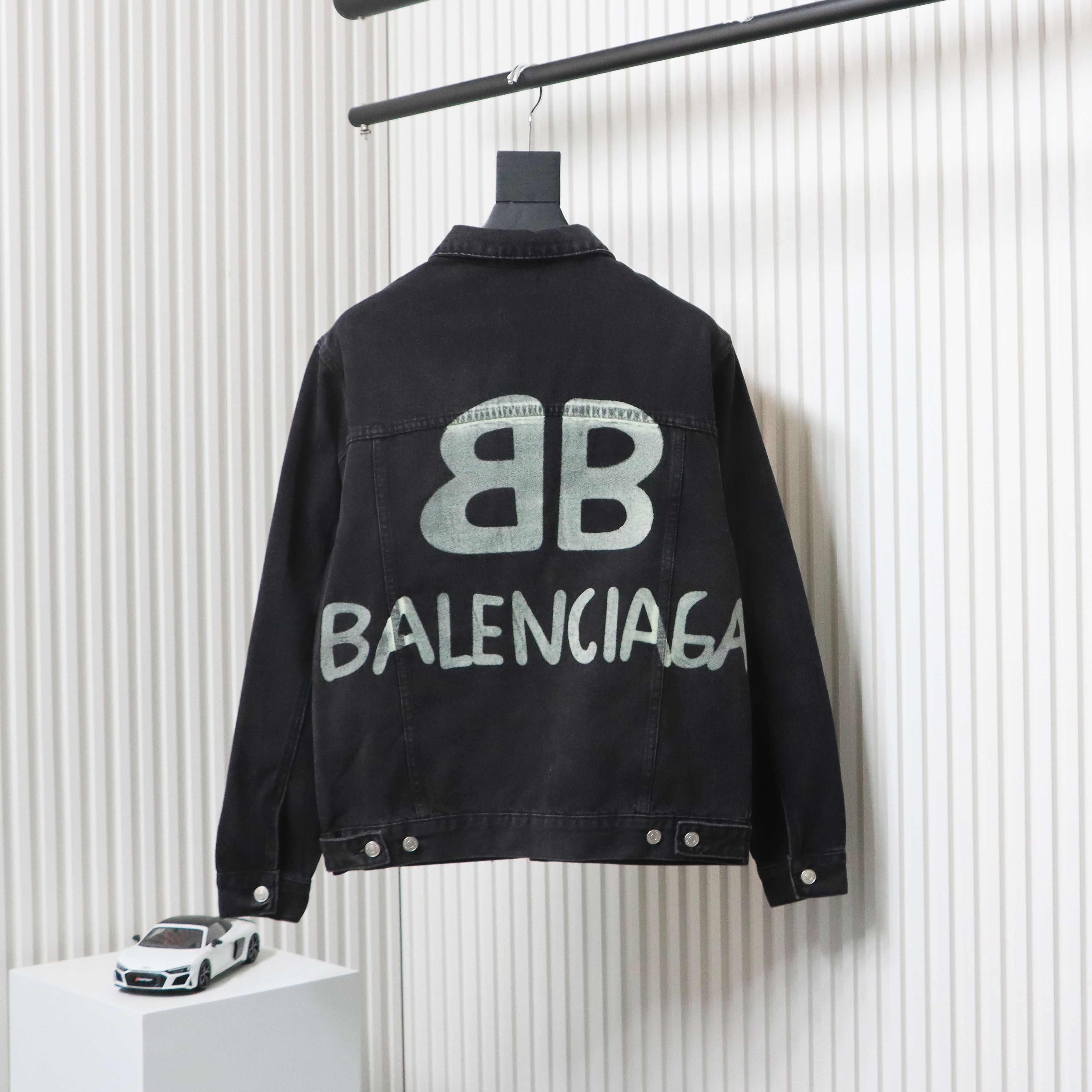 Balenciaga 24SS Double B Graffiti White Ink Splash Denim Jacket