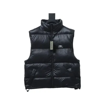 Balenciaga 3B Ski Down Vest Black 01