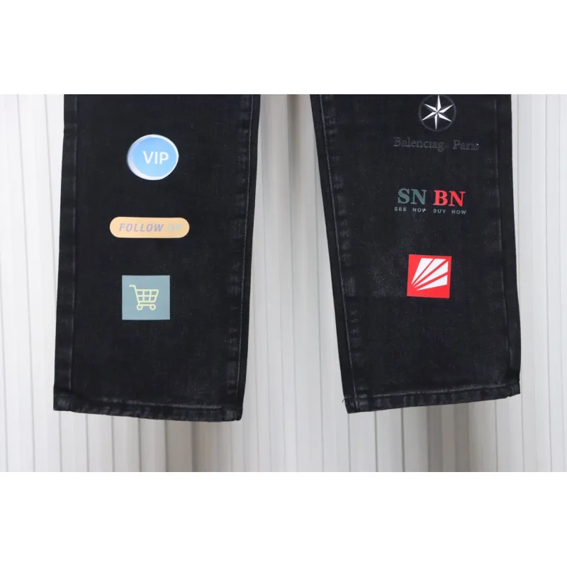 Balenciaga Lettering Printed Jeans Black